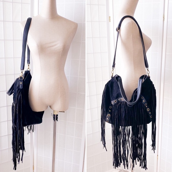 LD Black Faux Suede Fringe Crossbody Bag - Picture 16 of 17